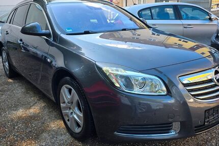 Opel Insignia 217.000 km 5.800 &euro; Essen 45144