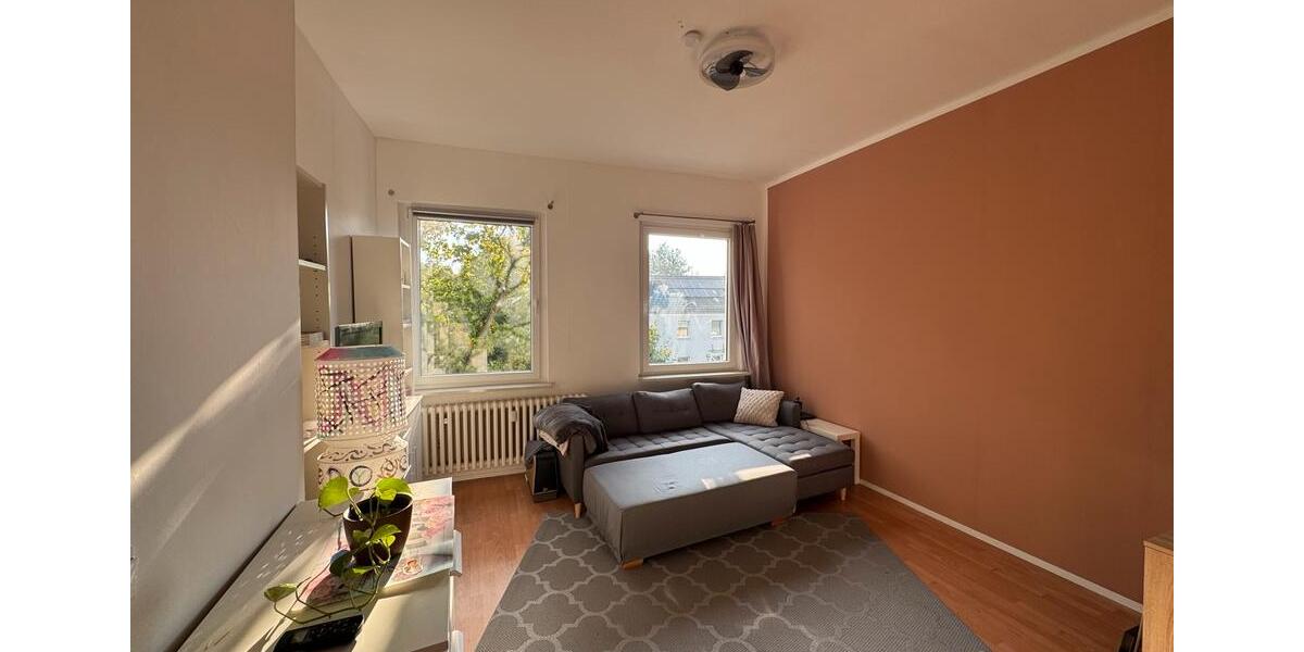 Etagenwohnung Essen Stadtbezirk VI - 2 Zimmer, 50 m&sup2;, 700&euro; | Angebot:25637304