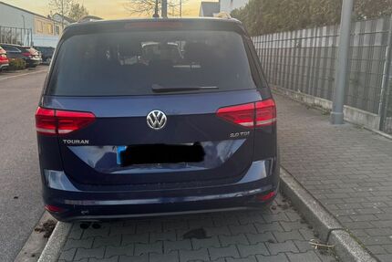 VW Touran 260.000 km 8.900 &euro; Essen 45326