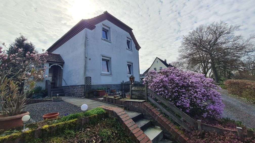 Einfamilienhaus Sprockhövel - 5 Zimmer, 88 m&sup2;, 299.000&euro; | Angebot:26388752