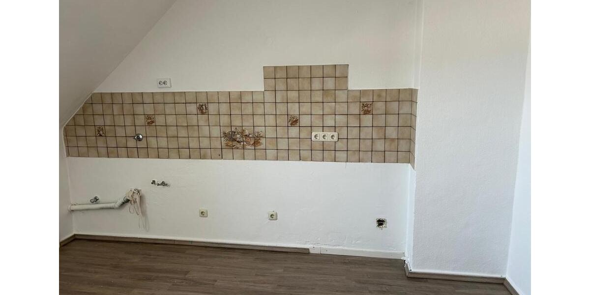 Dachgeschoßwohnung Bochum Höntrop - 3 Zimmer, 52 m&sup2;, 400&euro; | Angebot:26609186