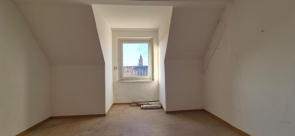 Dachgeschoßwohnung Herne - 5 Zimmer, 130 m&sup2;, 790&euro; | Angebot:26166754