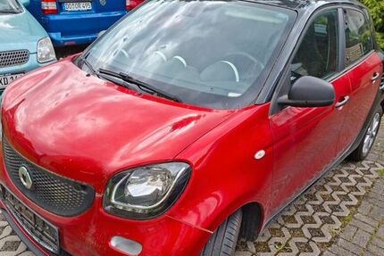 Smart ForFour 108.324 km 5.900 &euro; Dortmund 44388
