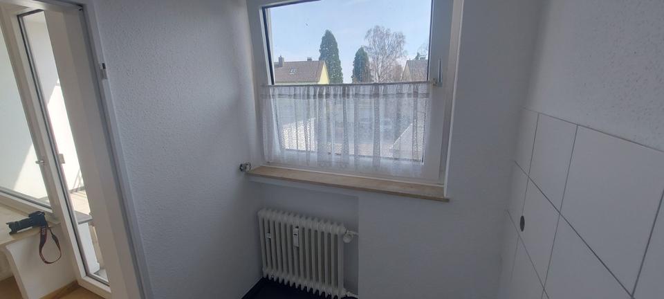 Etagenwohnung Wuppertal Gemarkung Nächstebreck - 1 Zimmer, 35 m&sup2;, 310&euro; | Angebot:25824144