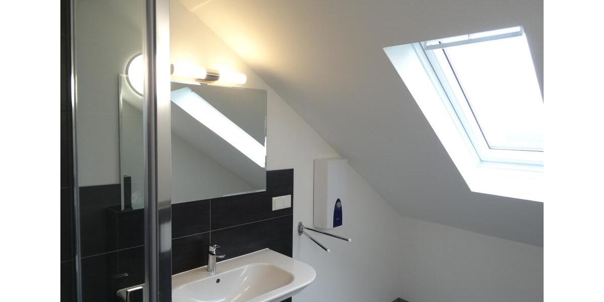 Dachgeschoßwohnung Bottrop - 2 Zimmer, 60 m&sup2;, 550&euro; | Angebot:26629583