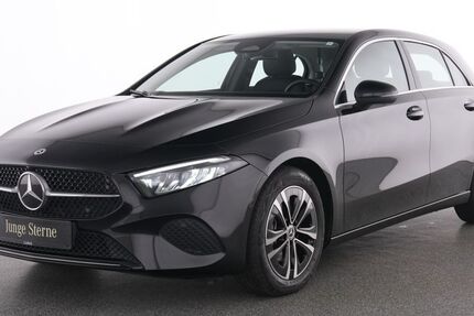 Mercedes-Benz A 200 13.796 km 29.845 &euro; Essen 45309