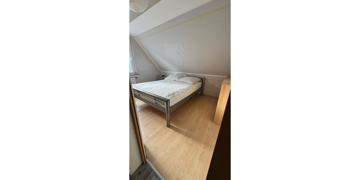 Dachgeschoßwohnung Bochum Eppendorf - 2 Zimmer, 44 m&sup2;, 500&euro; | Angebot:25874649