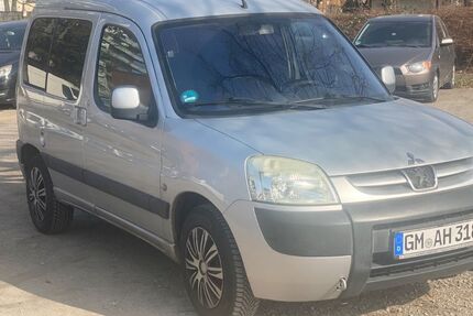 Peugeot Partner 245.403 km 850 &euro; Wuppertal 42281