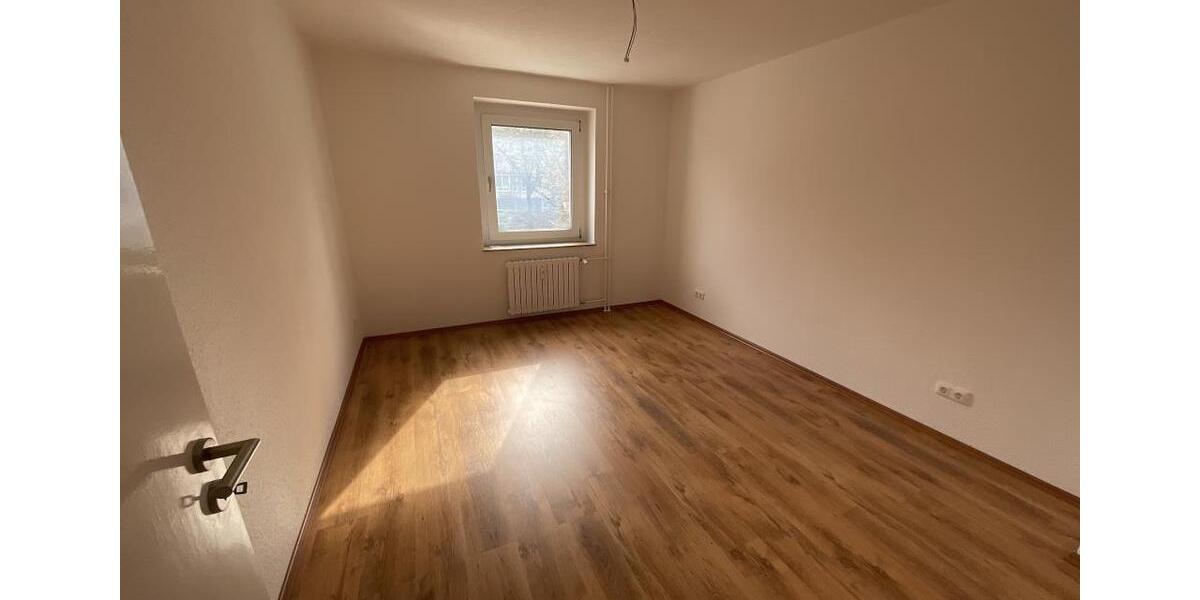 Etagenwohnung Essen Stadtbezirk VI - 2.5 Zimmer, 51 m&sup2;, 489&euro; | Angebot:25921776