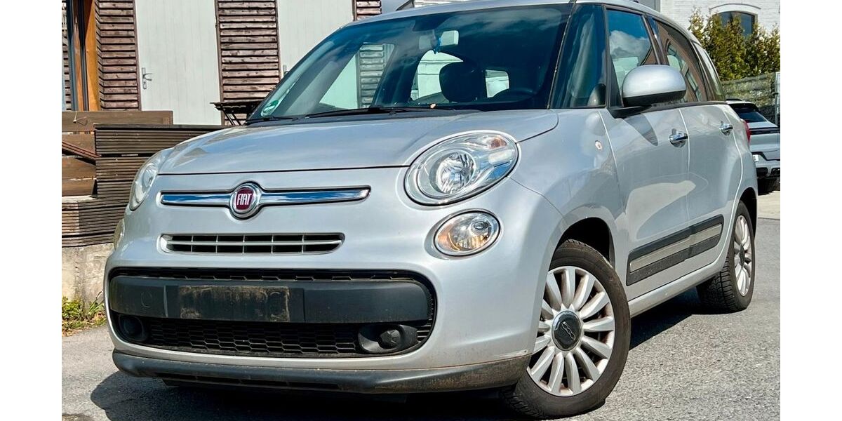 Fiat 500L 82.057 km 5.200 &euro; Gelsenkirchen 45884