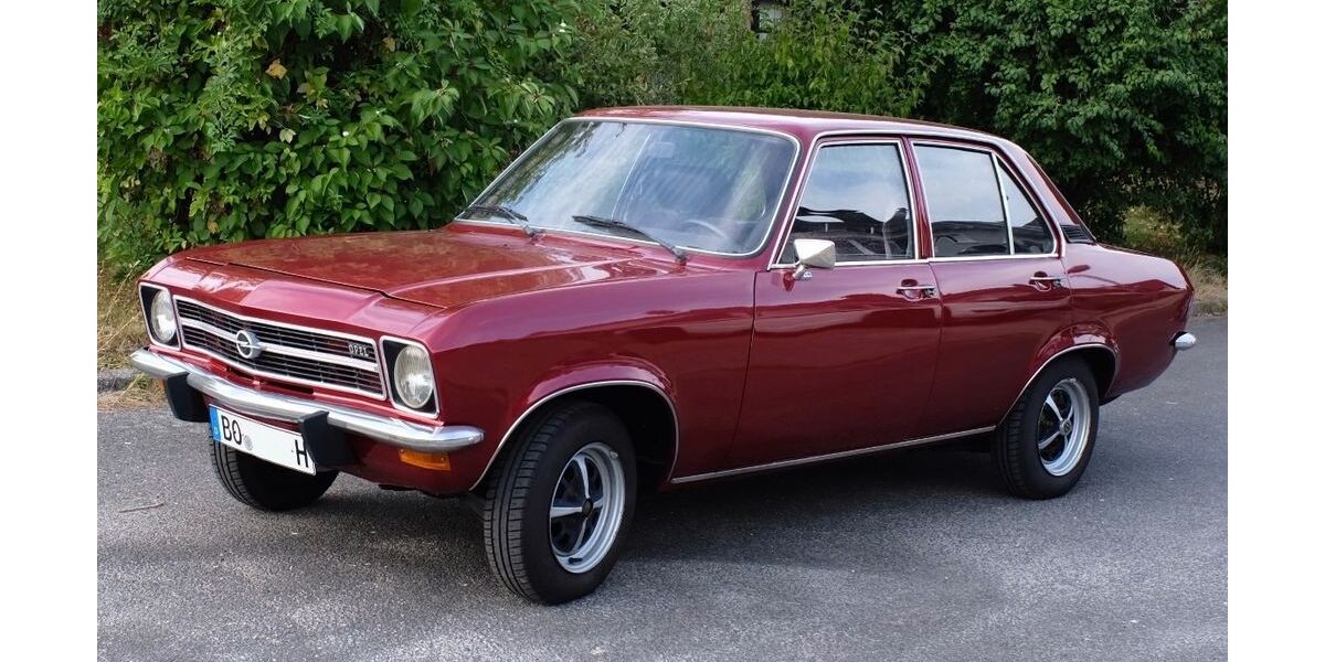 Opel Ascona 85.000 km 8.400 &euro; Bochum 44795