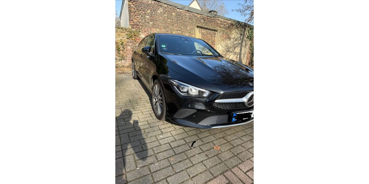 Mercedes-Benz CLA 200 Shooting Brake 229.000 km 14.800 &euro; Oberhausen 46047
