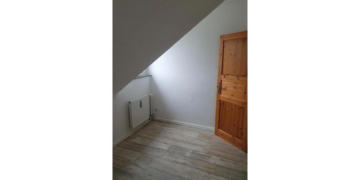 Dachgeschoßwohnung Herten Bertlich - 4 Zimmer, 89 m&sup2;, 650&euro; | Angebot:25978255
