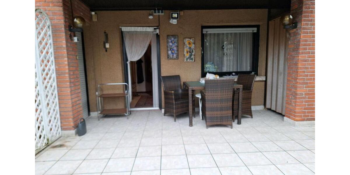 Erdgeschoßwohnung Oberhausen Schmachtendorf - 3 Zimmer, 98 m&sup2;, 279.000&euro; | Angebot:25843559