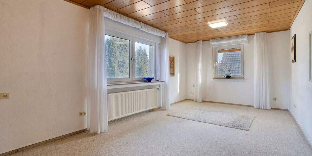 Mehrfamilienhaus, Wohnhaus Oberhausen Buschhausen - 7 Zimmer, 217 m&sup2;, 330.000&euro; | Angebot:25799175