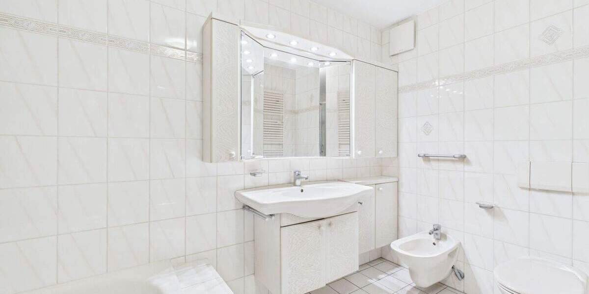 Etagenwohnung Recklinghausen Stadtmitte - 2 Zimmer, 106 m&sup2;, 229.500&euro; | Angebot:25738374