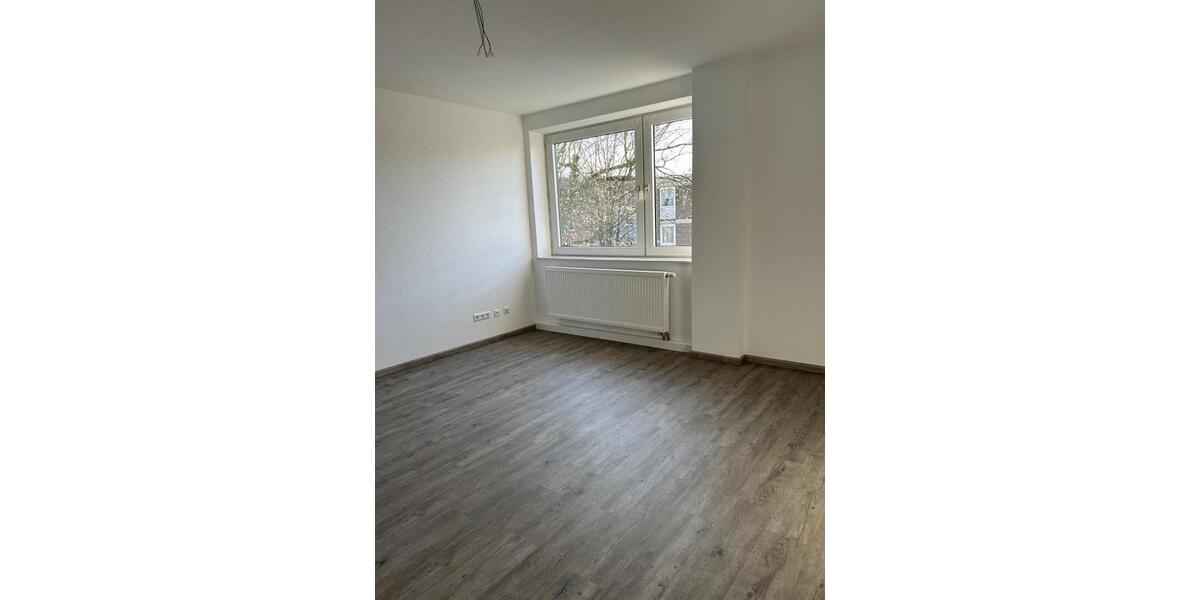 Etagenwohnung Gelsenkirchen Rotthausen - 3.5 Zimmer, 71 m&sup2;, 512&euro; | Angebot:26051345