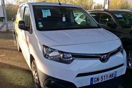 Toyota Proace City 124.000 km 15.890 &euro; Gelsenkirchen 45884