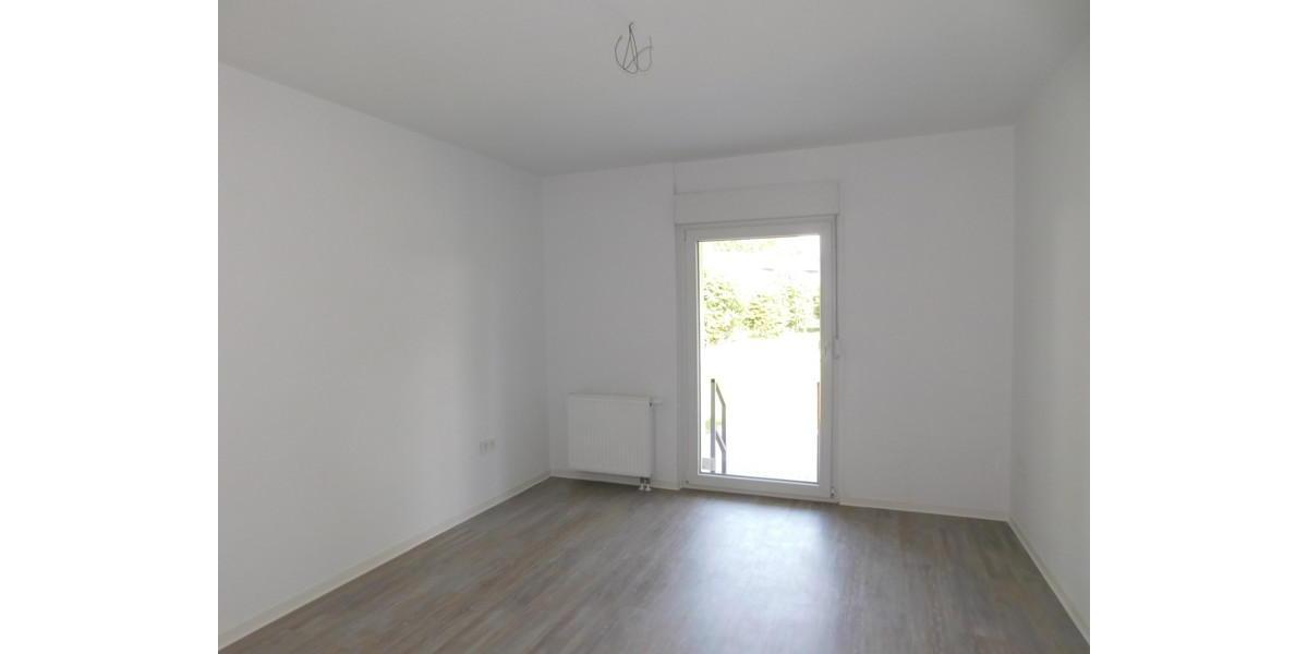 Erdgeschoßwohnung Essen Stadtbezirk VIII - 2 Zimmer, 49 m&sup2;, 560&euro; | Angebot:25770287