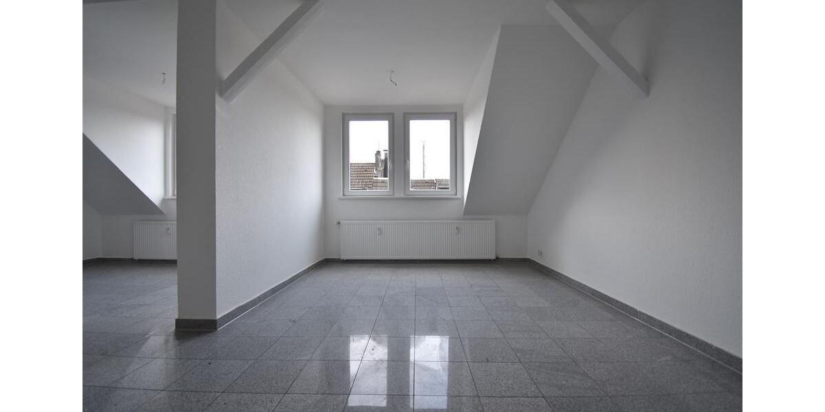 Dachgeschoßwohnung Essen Stadtbezirk VII - 2 Zimmer, 68 m&sup2;, 500&euro; | Angebot:22209779