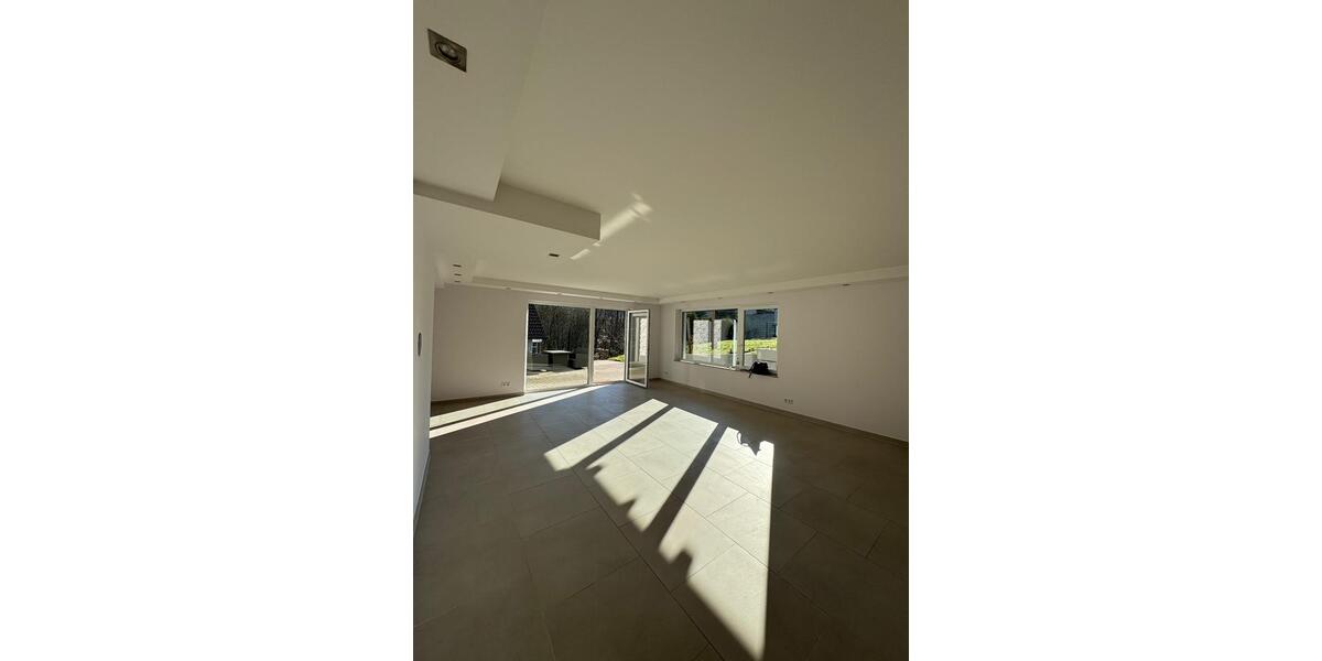 Erdgeschoßwohnung Herdecke - 3 Zimmer, 128 m&sup2;, 1.280&euro; | Angebot:25409338