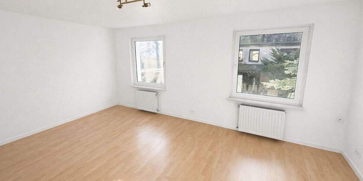 Etagenwohnung Gelsenkirchen Altstadt - 2 Zimmer, 62 m&sup2;, 690&euro; | Angebot:25782171