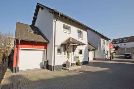 Haus Hagen Hagen-Mitte - 7 Zimmer, 210 m&sup2;, 499.999&euro; | Angebot:26607873