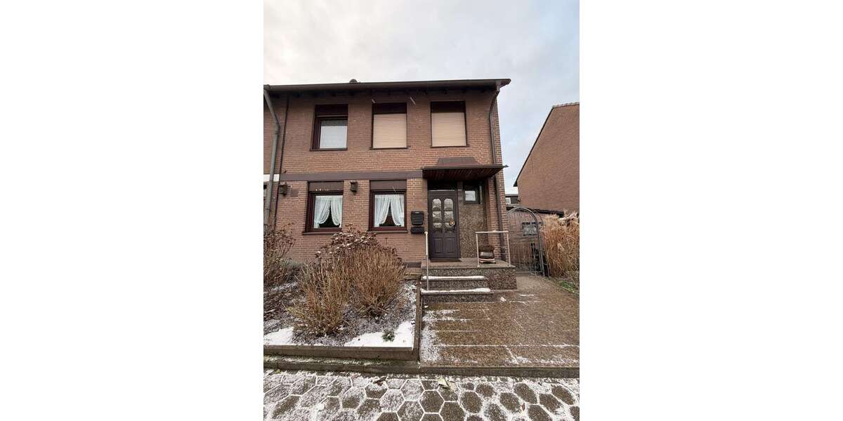 Einfamilienhaus Essen Stadtbezirk VI - 5 Zimmer, 145 m&sup2;, 419.000&euro; | Angebot:24406441