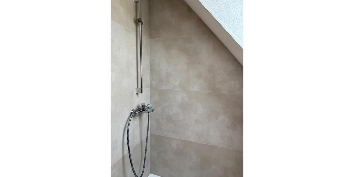 Dachgeschoßwohnung Dortmund Brackel - 3 Zimmer, 77 m&sup2;, 880&euro; | Angebot:26337597