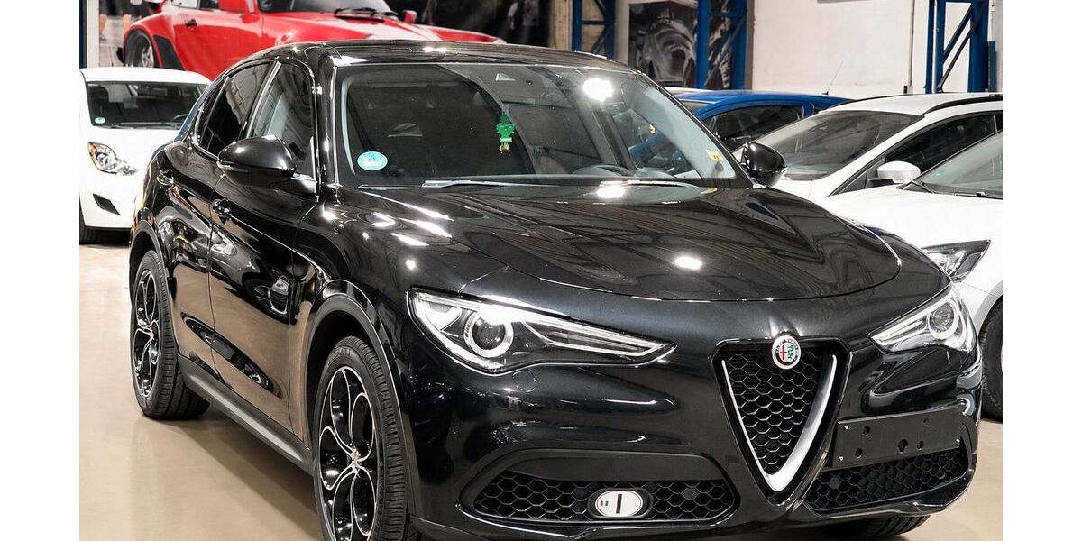 Alfa Romeo Stelvio 169.000 km 16.490 &euro; Wuppertal 42349