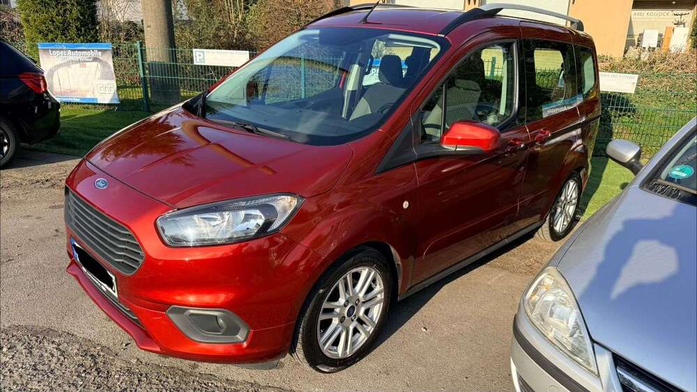 Ford Tourneo Courier 115.000 km 8.999 &euro; Wuppertal 42115