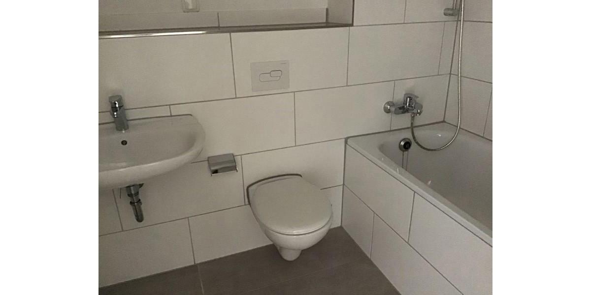 Etagenwohnung Essen Stadtbezirk VII - 2 Zimmer, 65 m&sup2;, 498&euro; | Angebot:24424943