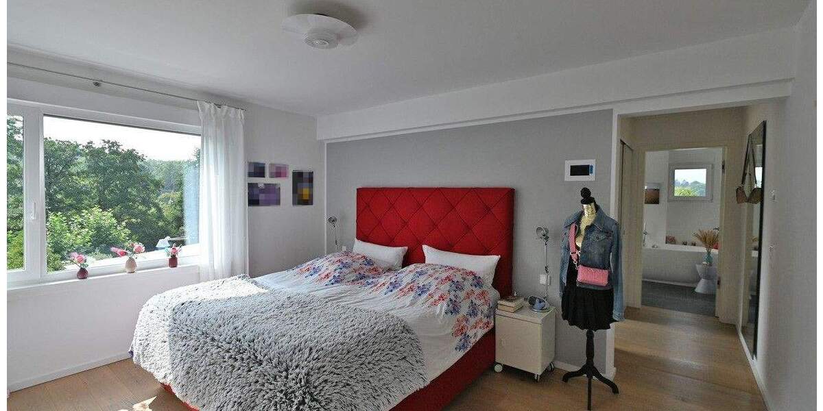 Einfamilienhaus Mülheim Broich - 7 Zimmer, 399 m&sup2;, 1.495.000&euro; | Angebot:25663252