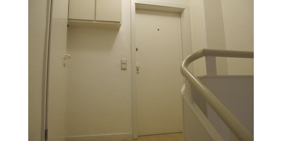 Dachgeschoßwohnung Gelsenkirchen - 3.5 Zimmer, 89 m&sup2;, 801&euro; | Angebot:25309686