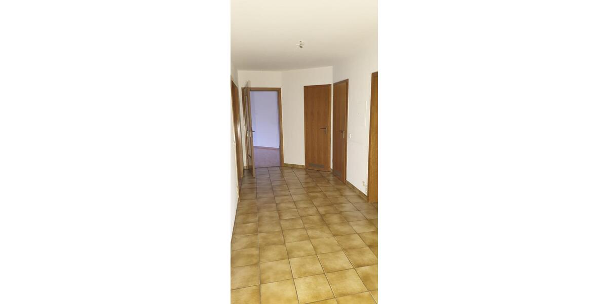 Etagenwohnung Gelsenkirchen Gelsenkirchen-West - 3 Zimmer, 72 m&sup2;, 500&euro; | Angebot:25308364