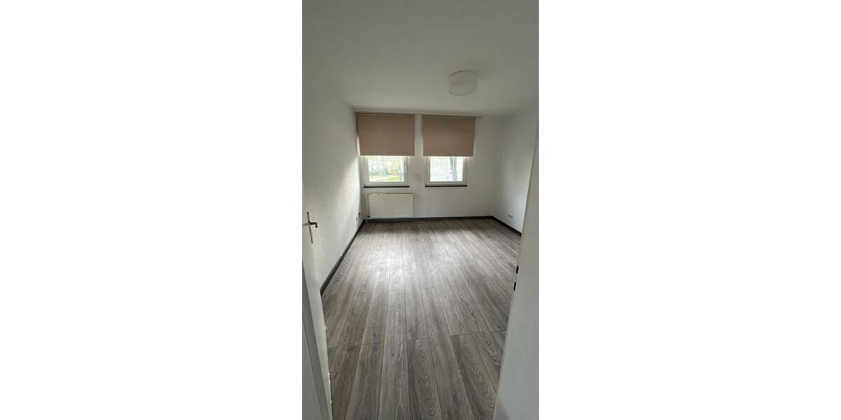 Etagenwohnung Essen Stadtbezirk VI - 3 Zimmer, 65 m&sup2;, 790&euro; | Angebot:25905932