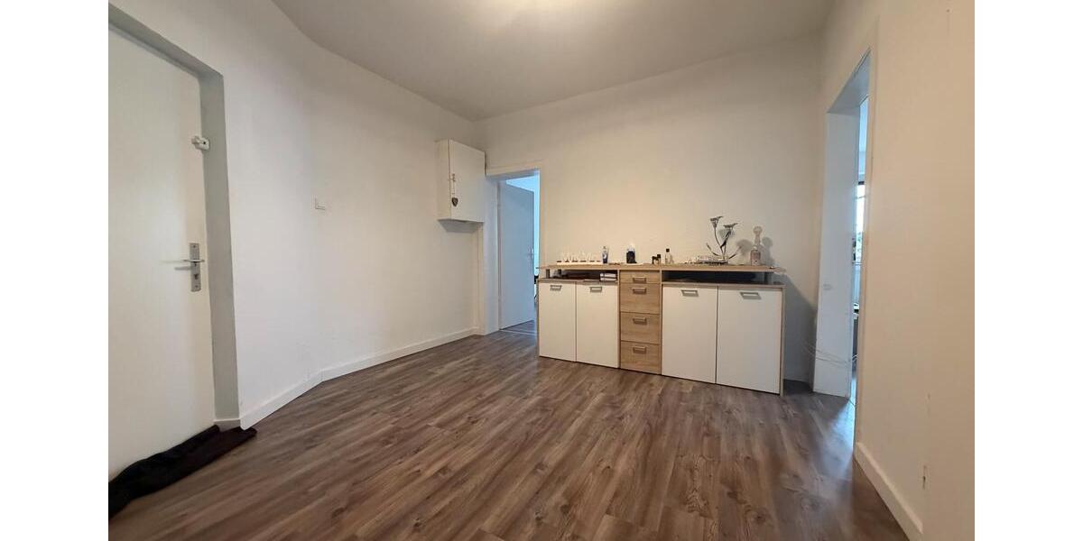 Etagenwohnung Oberhausen Alstaden - 2.5 Zimmer, 73 m&sup2;, 765&euro; | Angebot:25131196