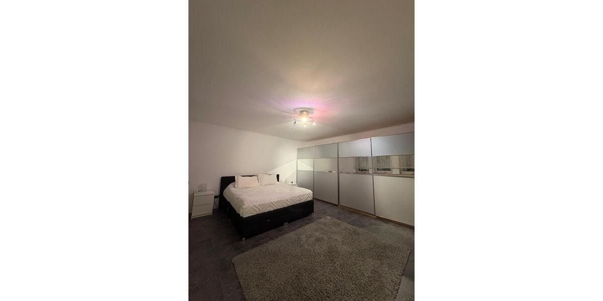 Etagenwohnung Wuppertal Sedansberg - 3 Zimmer, 105 m&sup2;, 1.350&euro; | Angebot:25967644