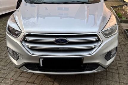 Ford Kuga 80.965 km 12.200 &euro; Gelsenkirchen 45881