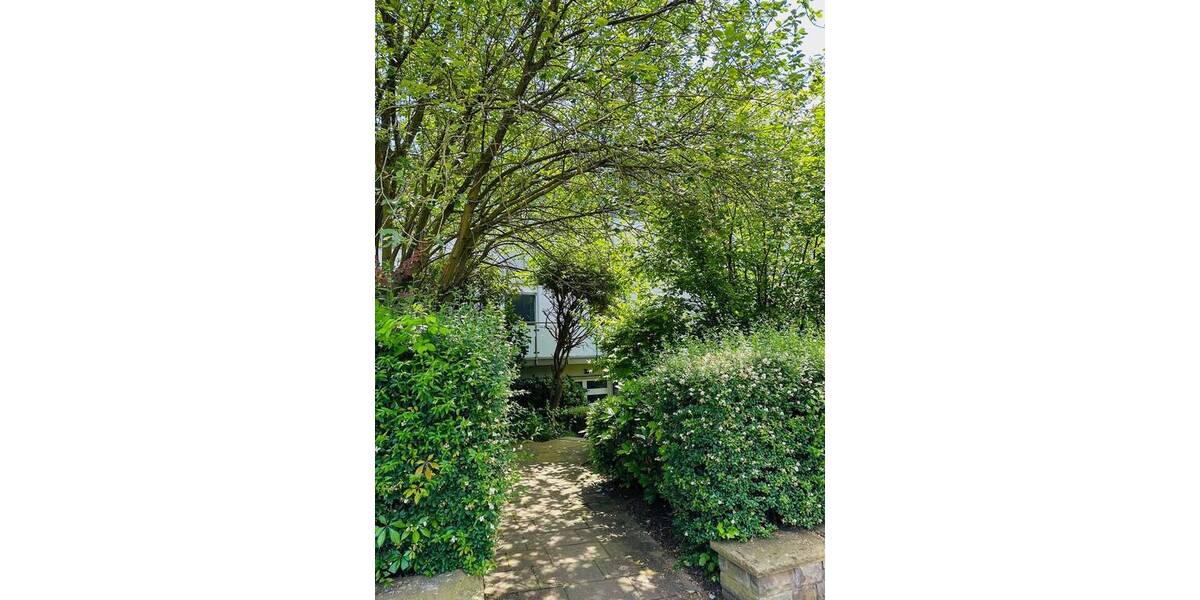 Etagenwohnung Essen Bredeney - 2 Zimmer, 81 m&sup2;, 295.000&euro; | Angebot:25697047