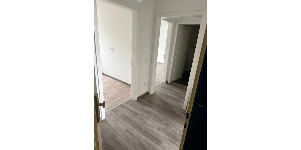 Dachgeschoßwohnung Heiligenhaus - 2 Zimmer, 60 m&sup2;, 550&euro; | Angebot:25884103