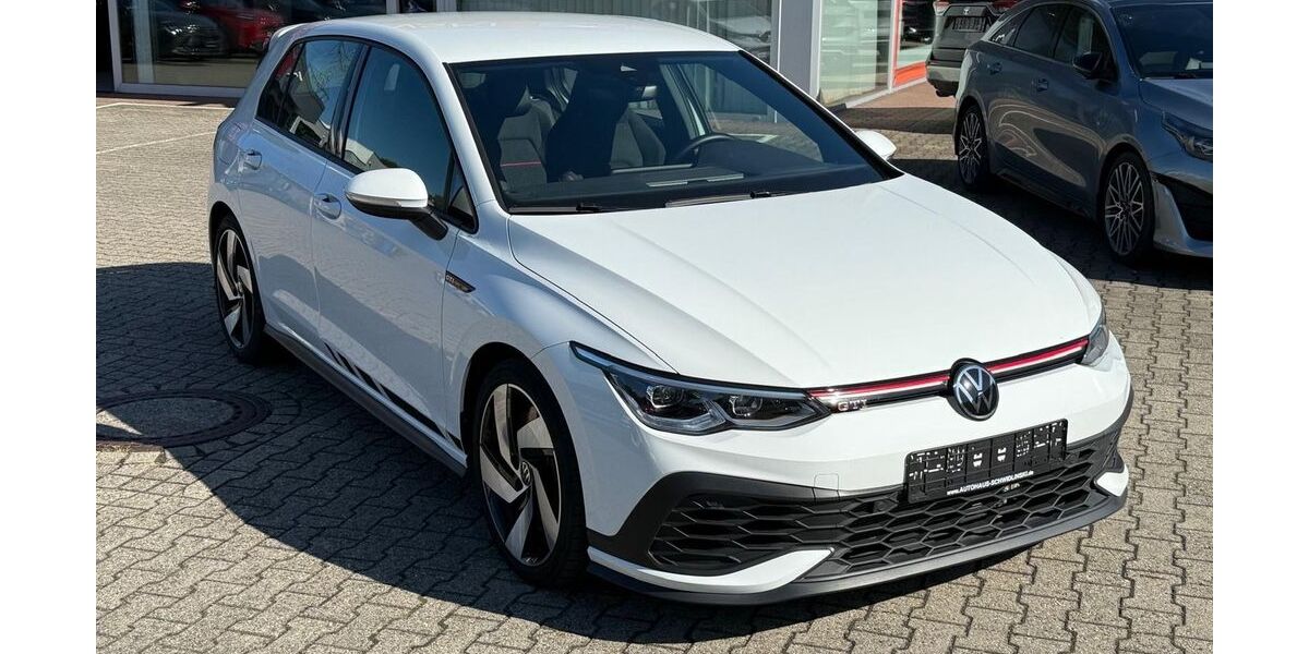 VW Golf 25.330 km 28.990 &euro; Witten 58456