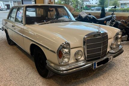 Mercedes-Benz 280 102.000 km 35.000 &euro; Wuppertal 42115