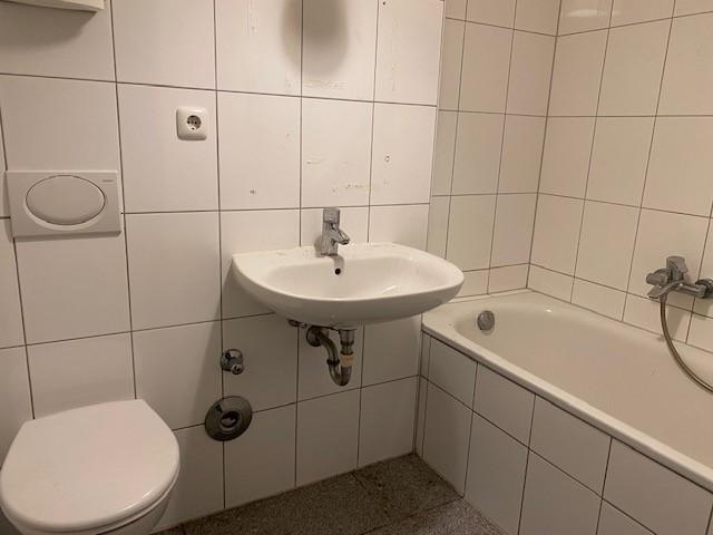 Etagenwohnung Wuppertal Gemarkung Langerfeld - 3 Zimmer, 77 m&sup2;, 669&euro; | Angebot:26422002