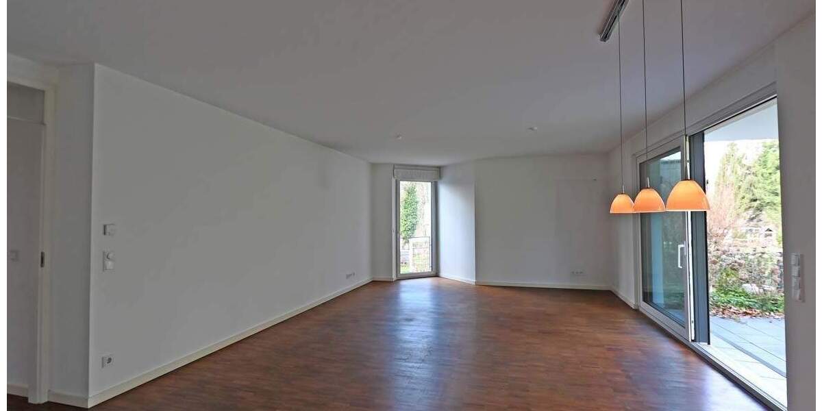 Etagenwohnung Mülheim Menden/Ickten - 4 Zimmer, 134 m&sup2;, 2.100&euro; | Angebot:25834606