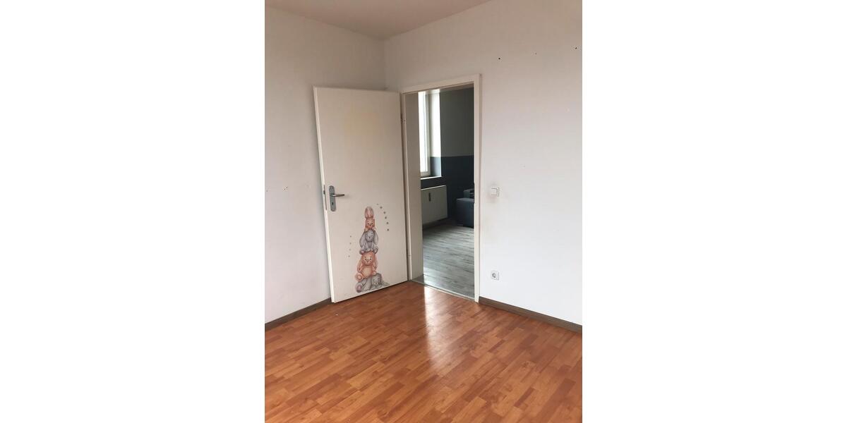 Etagenwohnung Bochum Bochum-Mitte - 4.5 Zimmer, 110 m&sup2;, 1.100&euro; | Angebot:25602107
