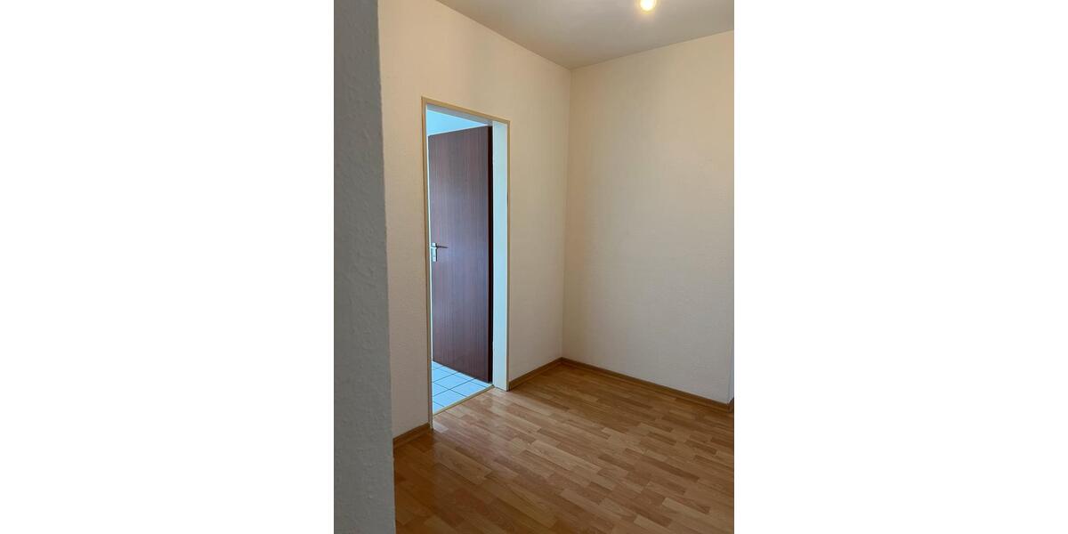 Etagenwohnung Holzwickede - 3 Zimmer, 72 m&sup2;, 185.000&euro; | Angebot:26083159