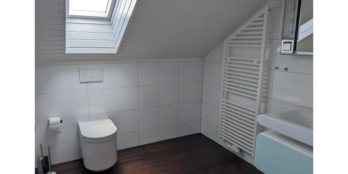 Dachgeschoßwohnung Dortmund Aplerbeck - 2 Zimmer, 100 m&sup2;, 880&euro; | Angebot:25180581