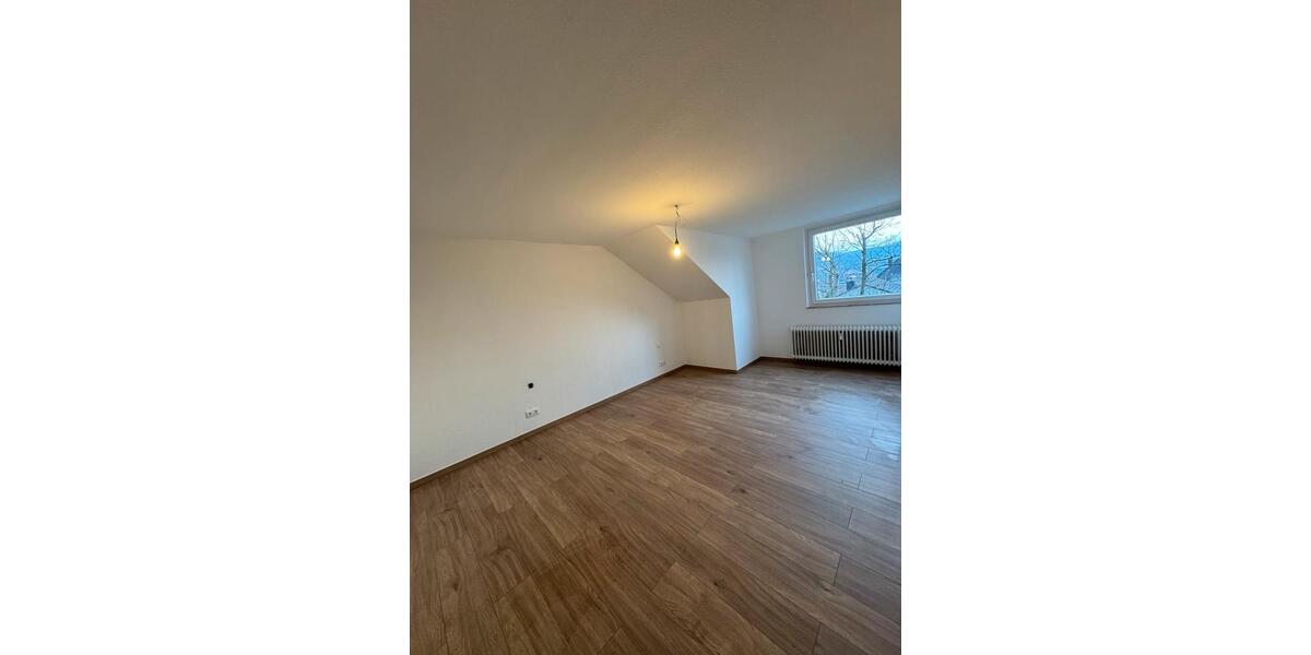 Dachgeschoßwohnung Hagen Hagen-Mitte - 2 Zimmer, 64 m&sup2;, 710&euro; | Angebot:26561728