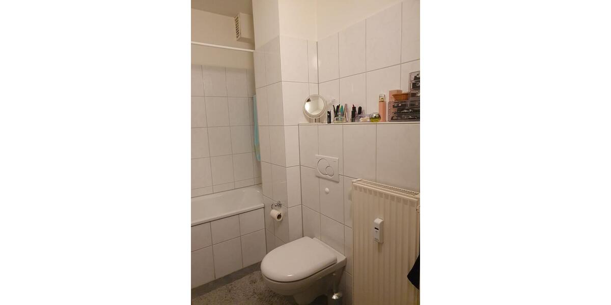 Erdgeschoßwohnung Essen Stadtbezirk VIII - 2.5 Zimmer, 55 m&sup2;, 500&euro; | Angebot:25322465